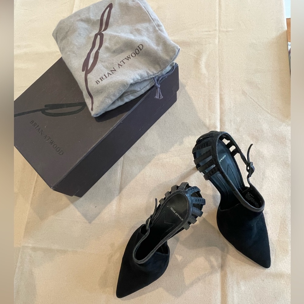 Heels - Picture 3 of 12
